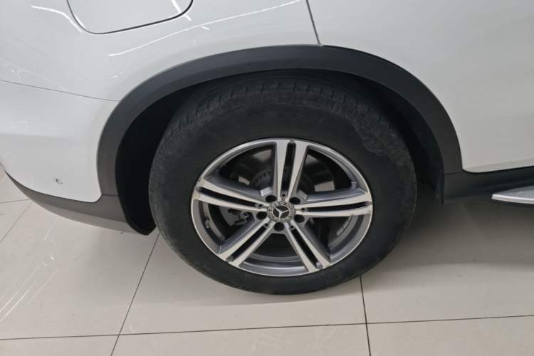 Used Mercedes-Benz GLC 2020 Facelifted GLC 260 L 4MATIC Dynamic Edition Right Rear Wheel Hub