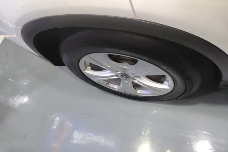 Used Mercedes-Benz GLC 2020 GLC 260 L 4MATIC Dynamic Model Right Rear Wheel Hub