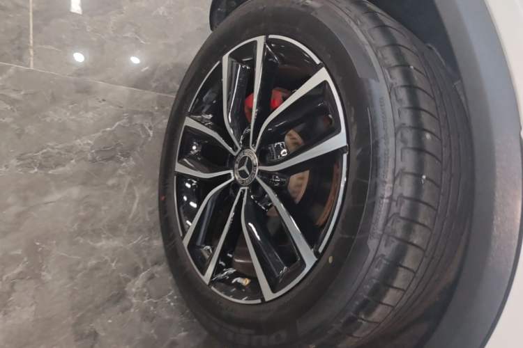 Used Mercedes-Benz GLC 2020 GLC 300 L 4MATIC Dynamic Edition Right Rear Wheel Hub