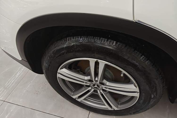 Used Mercedes-Benz GLC 2020 Facelifted GLC 260 L 4MATIC Dynamic Edition Right Rear Wheel Hub
