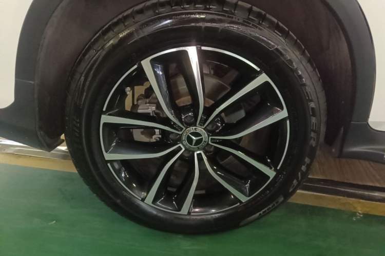 Used Mercedes-Benz GLC 2020 Facelift GLC 300 L 4MATIC Dynamic Edition Right Rear Wheel Hub