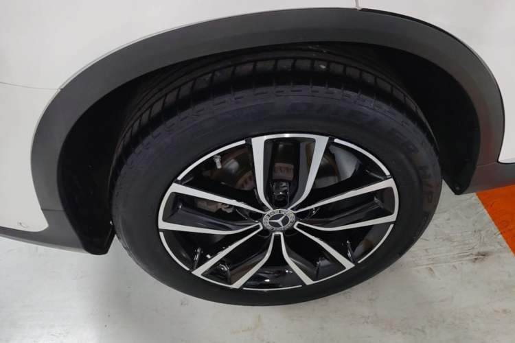 Used Mercedes-Benz GLC 2020 Facelift GLC 260 L 4MATIC Luxury Edition Right Rear Wheel Hub