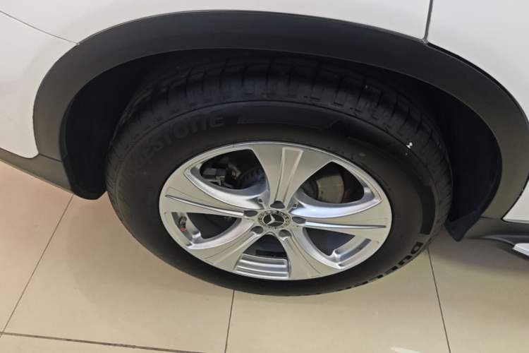 Used Mercedes-Benz GLC 2020 GLC 260 L 4MATIC Dynamic Model Right Rear Wheel Hub