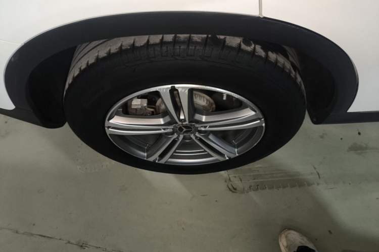 Used Mercedes-Benz GLC 2020 Facelifted GLC 260 L 4MATIC Dynamic Edition Right Rear Wheel Hub