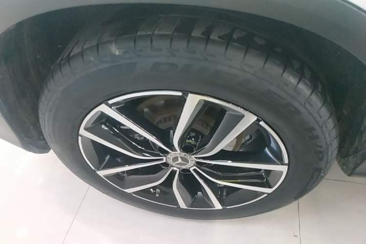 Used Mercedes-Benz GLC 2020 GLC 300 L 4MATIC Dynamic Edition Right Rear Wheel Hub