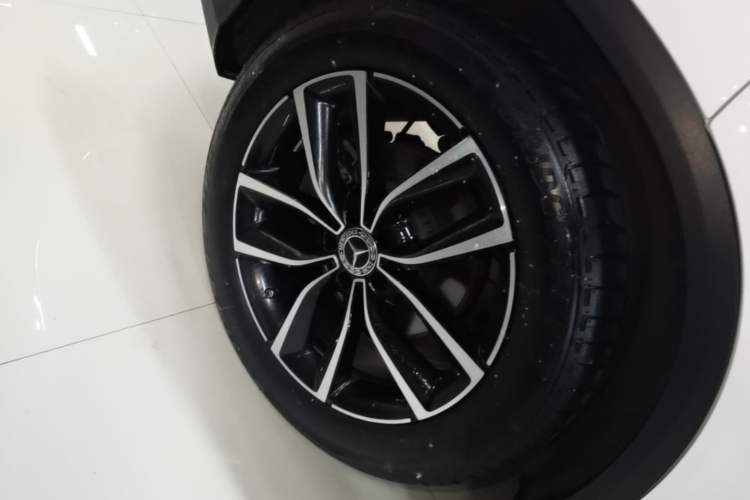 Used Mercedes-Benz GLC 2020 Facelift GLC 260 L 4MATIC Luxury Edition Right Rear Wheel Hub