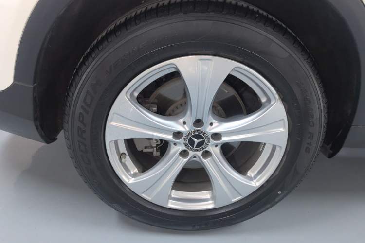 Used Mercedes-Benz GLC 2020 Facelifted GLC 260 L 4MATIC Dynamic Edition Right Rear Wheel Hub