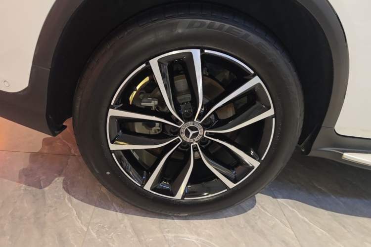Used Mercedes-Benz GLC 2020 Facelift GLC 300 L 4MATIC Dynamic Edition Right Rear Wheel Hub