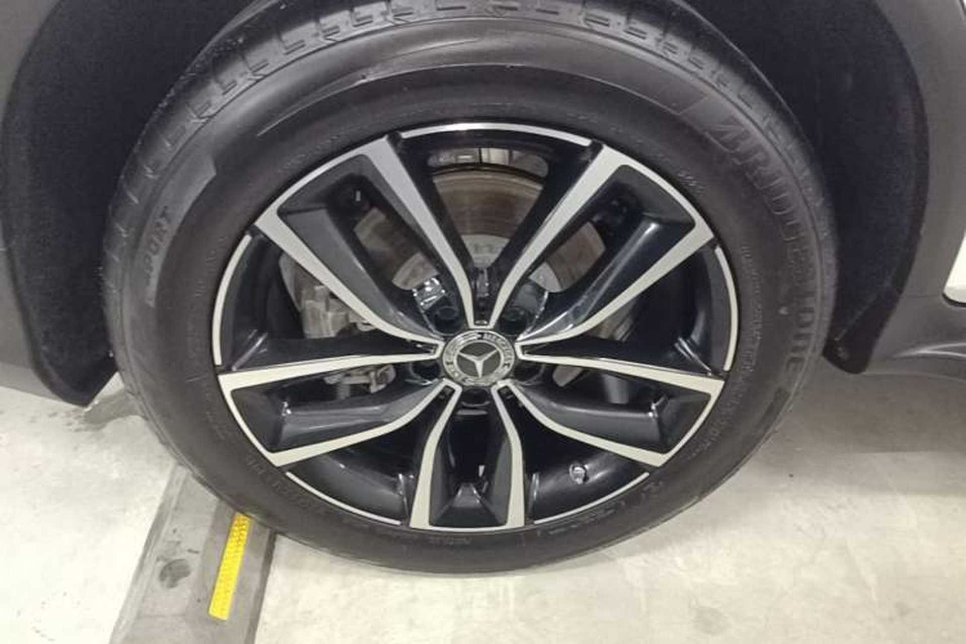 Used Mercedes-Benz GLC 2020 Facelift GLC 260 L 4MATIC Luxury Edition Right Rear Wheel Hub