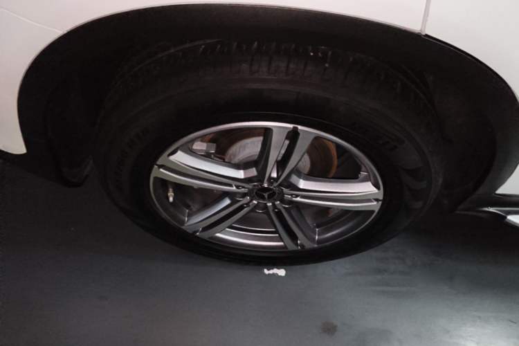 Used Mercedes-Benz GLC 2020 GLC 260 L 4MATIC Luxury Model Right Rear Wheel Hub