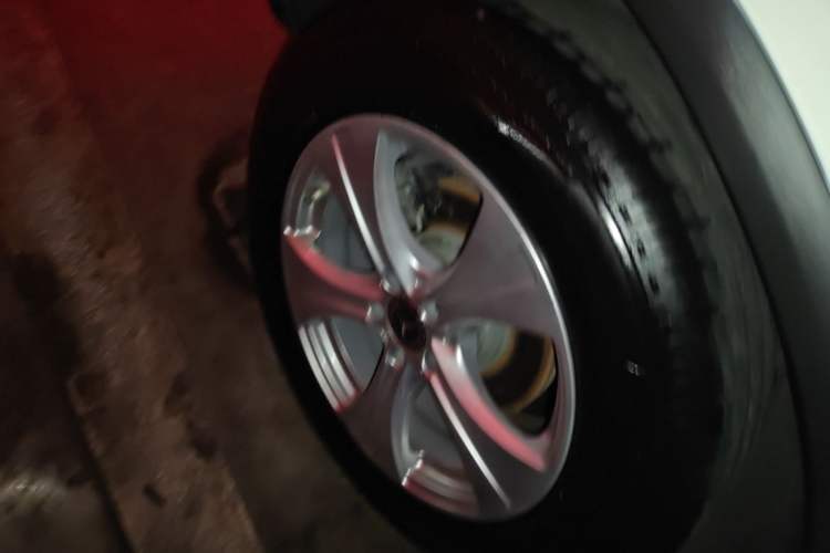 Used Mercedes-Benz GLC 2020 GLC 260 L 4MATIC Dynamic Model Right Rear Wheel Hub