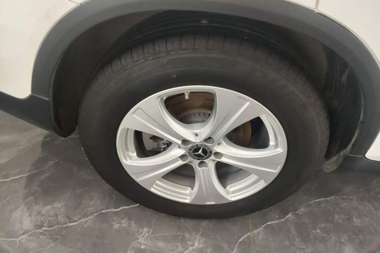 Used Mercedes-Benz GLC 2020 Facelifted GLC 260 L 4MATIC Dynamic Edition Right Rear Wheel Hub