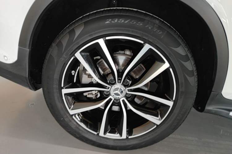 Used Mercedes-Benz GLC 2020 Facelift GLC 300 L 4MATIC Dynamic Edition Right Rear Wheel Hub