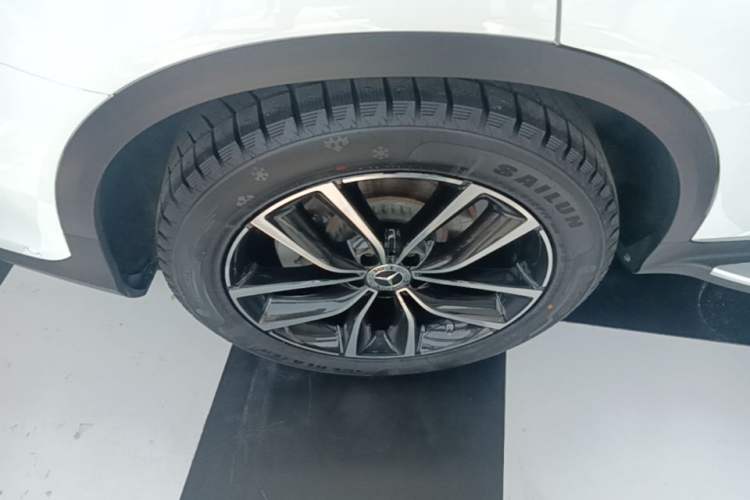 Used Mercedes-Benz GLC 2020 GLC 300 L 4MATIC Dynamic Edition Right Rear Wheel Hub