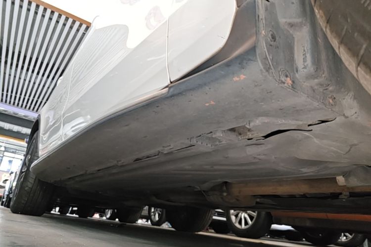 Used Mercedes-Benz GLC 2020 Facelift GLC 300 L 4MATIC Dynamic Edition Right Side Sill