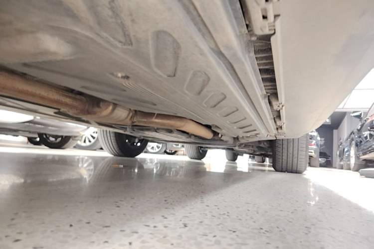 Used Mercedes-Benz GLC 2020 Facelift GLC 300 L 4MATIC Dynamic Edition Right Side Sill