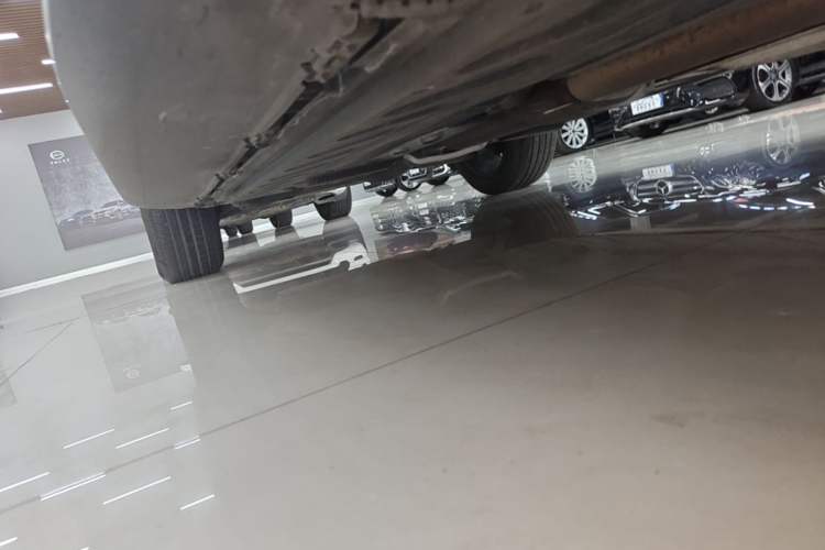 Used Mercedes-Benz GLC 2020 GLC 300 L 4MATIC Dynamic Edition Right Side Sill