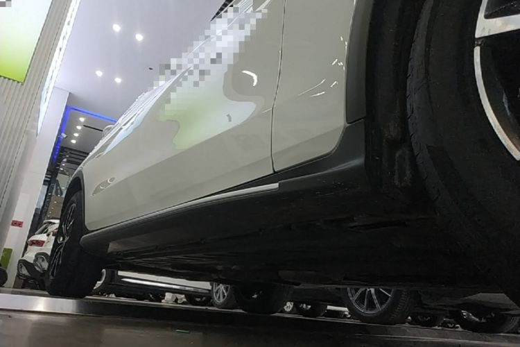 Used Mercedes-Benz GLC 2020 GLC 300 L 4MATIC Dynamic Edition Right Side Sill