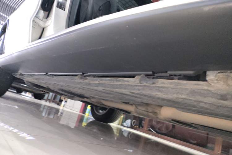 Used Mercedes-Benz GLC 2020 Facelifted GLC 260 L 4MATIC Dynamic Edition Right Side Sill