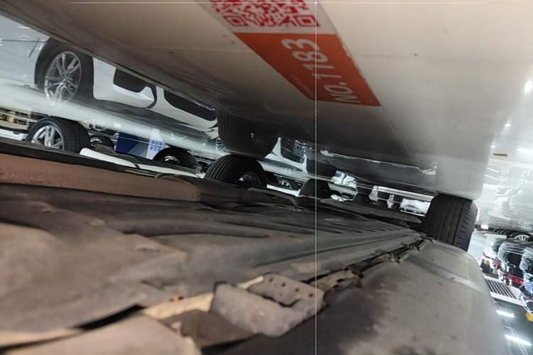 Used Mercedes-Benz GLC 2020 GLC 260 L 4MATIC Luxury Model Right Side Sill