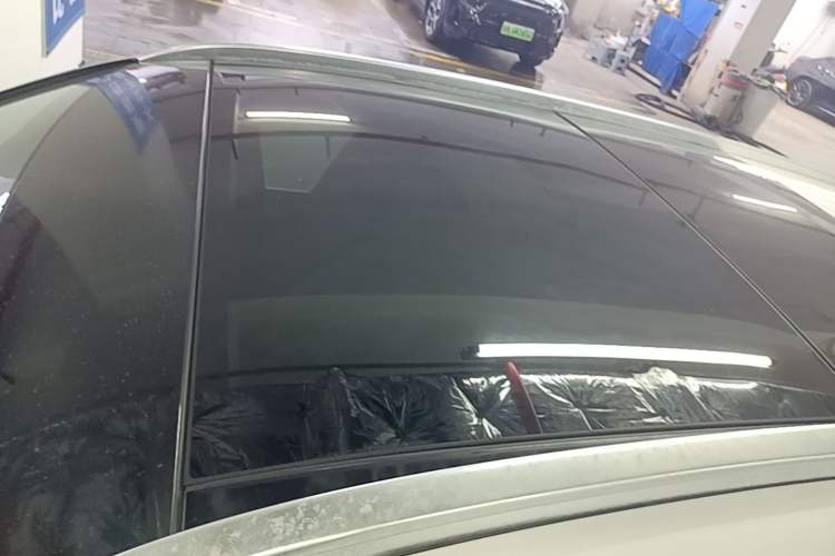 Used Mercedes-Benz GLC 2020 GLC 260 L 4MATIC Dynamic Model Roof