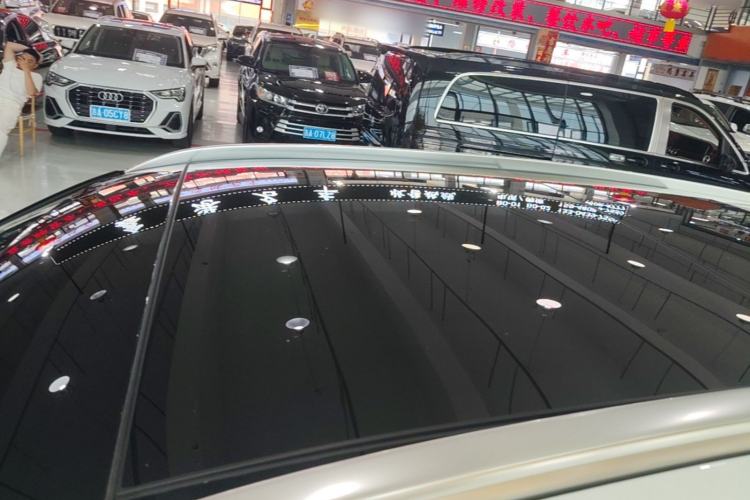 Used Mercedes-Benz GLC 2020 Facelift GLC 300 L 4MATIC Dynamic Edition Roof