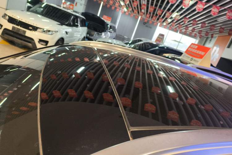 Used Mercedes-Benz GLC 2020 GLC 300 L 4MATIC Luxury Model Roof