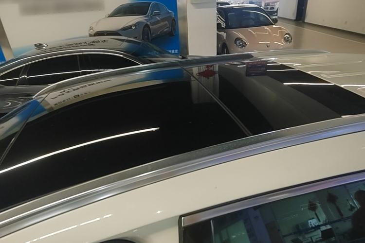 Used Mercedes-Benz GLC 2020 GLC 260 L 4MATIC Dynamic Model Roof