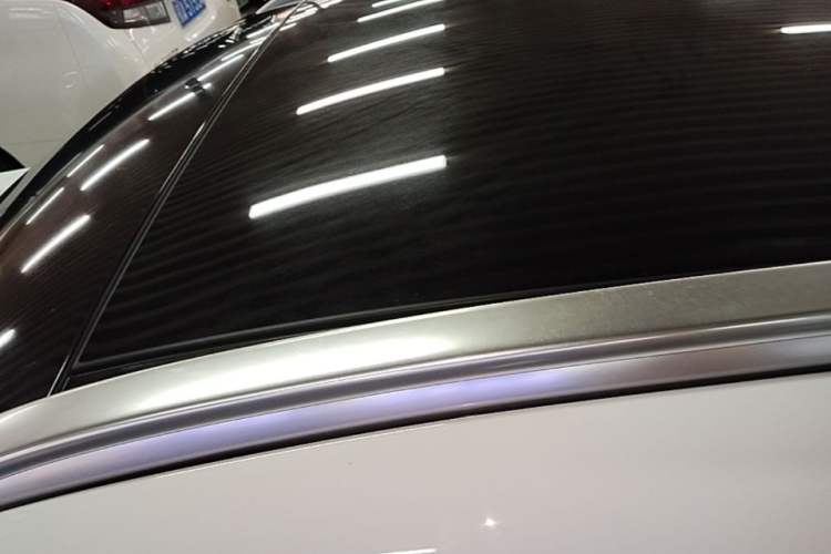 Used Mercedes-Benz GLC 2020 GLC 260 L 4MATIC Luxury Model Roof