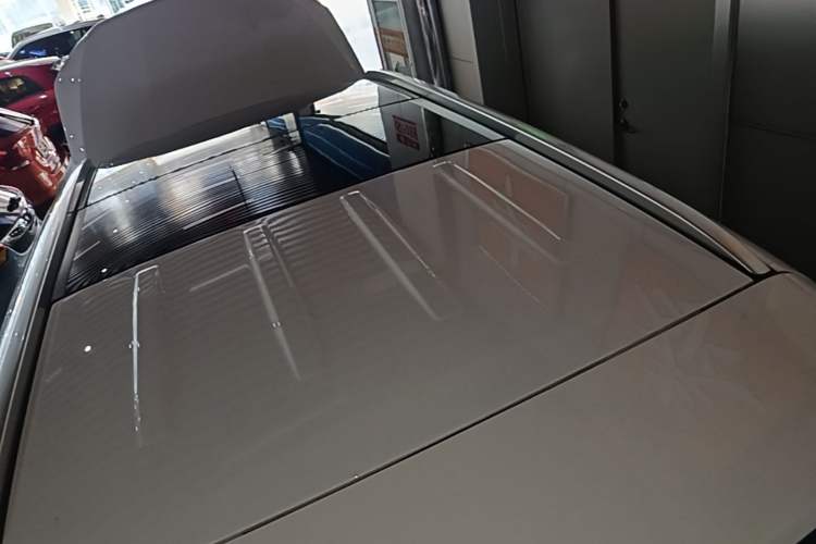 Used Mercedes-Benz GLC 2020 GLC 260 L 4MATIC Luxury Model Roof