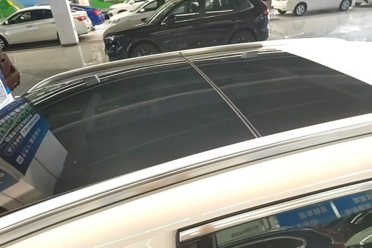 Used Mercedes-Benz GLC 2020 GLC 260 L 4MATIC Dynamic Model Roof