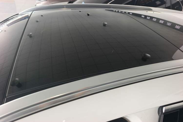 Used Mercedes-Benz GLC 2020 GLC 260 L 4MATIC Dynamic Model Roof