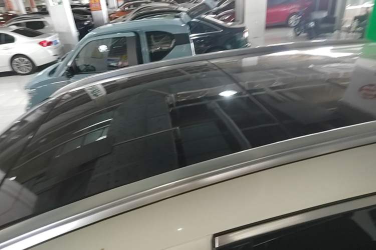 Used Mercedes-Benz GLC 2020 Facelifted GLC 260 L 4MATIC Dynamic Edition Roof
