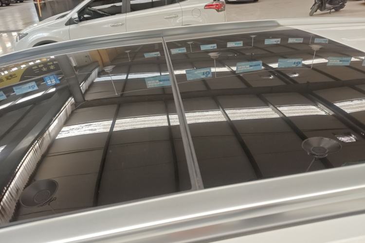 Used Mercedes-Benz GLC 2020 Facelifted GLC 260 L 4MATIC Dynamic Edition Roof