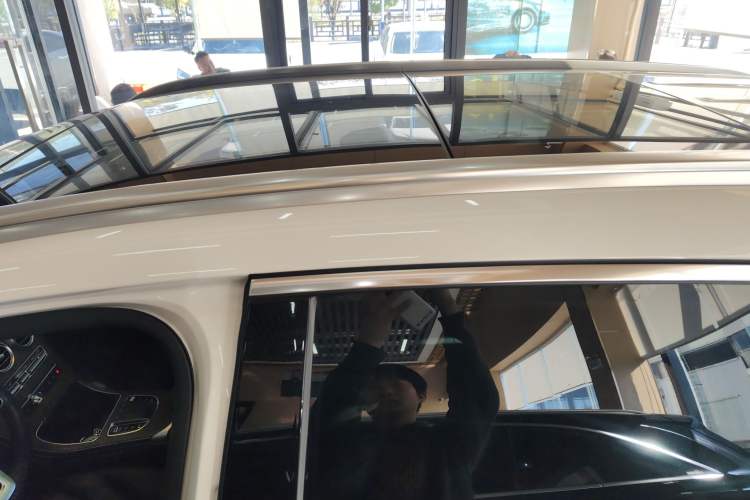 Used Mercedes-Benz GLC 2020 GLC 300 L 4MATIC Dynamic Edition Roof
