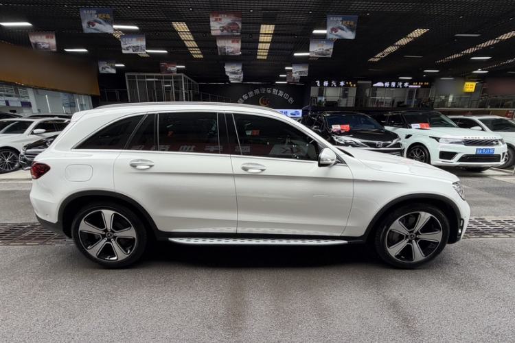Used Mercedes-Benz GLC 2020 Facelifted GLC 260 L 4MATIC Dynamic Edition Roof