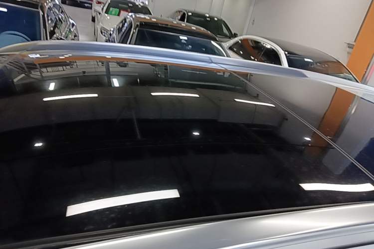 Used Mercedes-Benz GLC 2020 Facelift GLC 300 L 4MATIC Dynamic Edition Roof