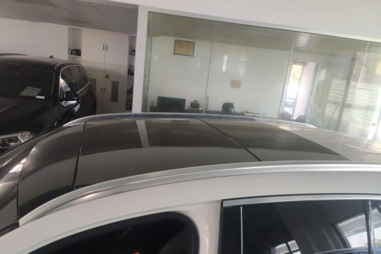 Used Mercedes-Benz GLC 2020 GLC 260 L 4MATIC Luxury Model Roof