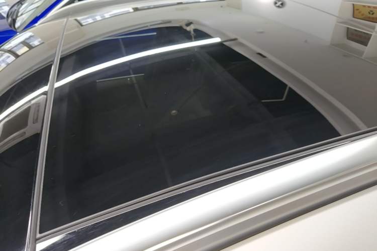 Used Mercedes-Benz GLC 2020 Facelift GLC 300 L 4MATIC Dynamic Edition Roof