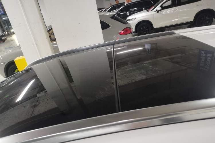 Used Mercedes-Benz GLC 2020 Facelift GLC 260 L 4MATIC Luxury Edition Roof