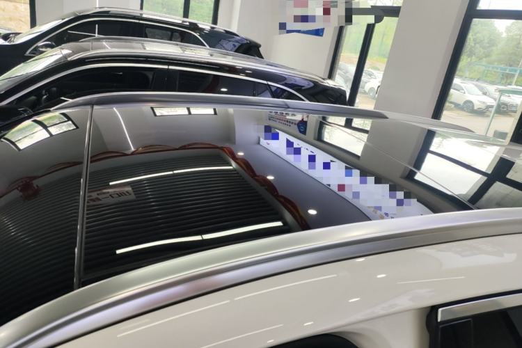 Used Mercedes-Benz GLC 2020 Facelifted GLC 260 L 4MATIC Dynamic Edition Roof