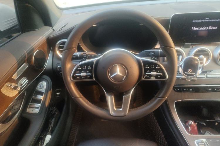 Used Mercedes-Benz GLC 2020 Facelift GLC 300 L 4MATIC Dynamic Edition Steering Wheel
