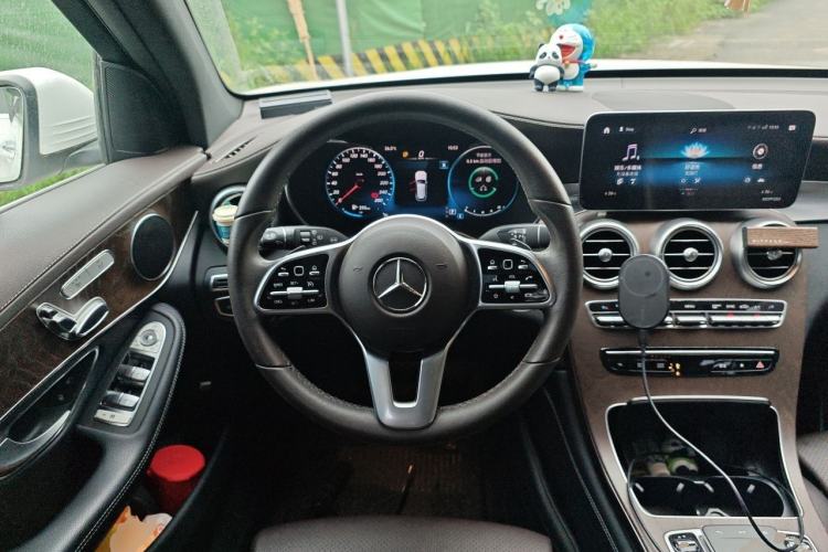 Used Mercedes-Benz GLC 2020 GLC 260 L 4MATIC Luxury Model Steering Wheel