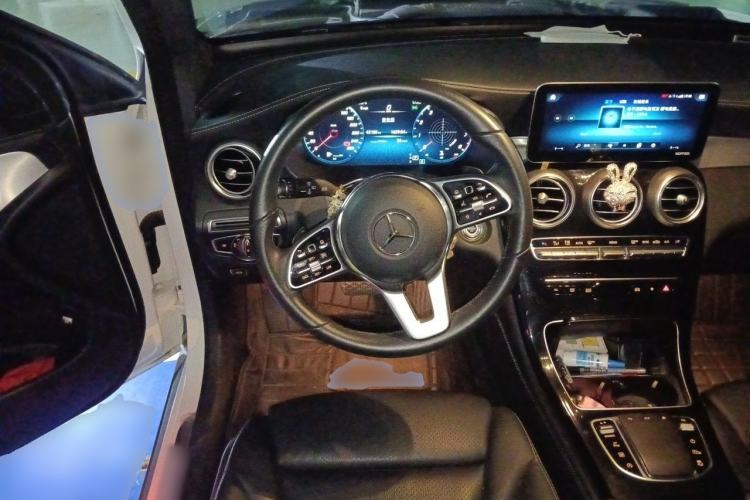 Used Mercedes-Benz GLC 2020 Facelifted GLC 260 L 4MATIC Dynamic Edition Steering Wheel