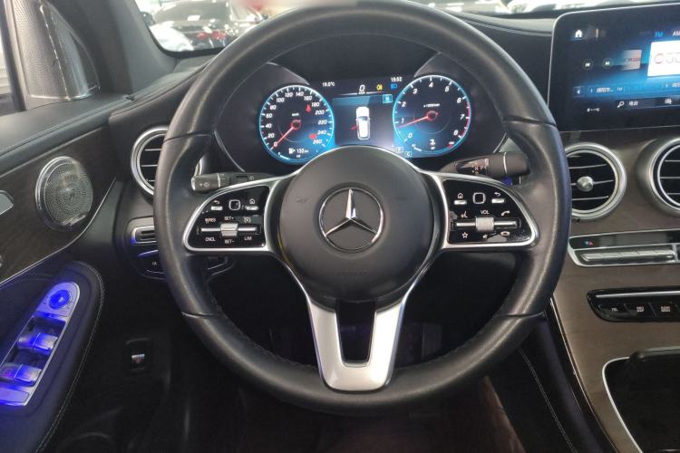 Used Mercedes-Benz GLC 2020 GLC 260 L 4MATIC Luxury Model Steering Wheel