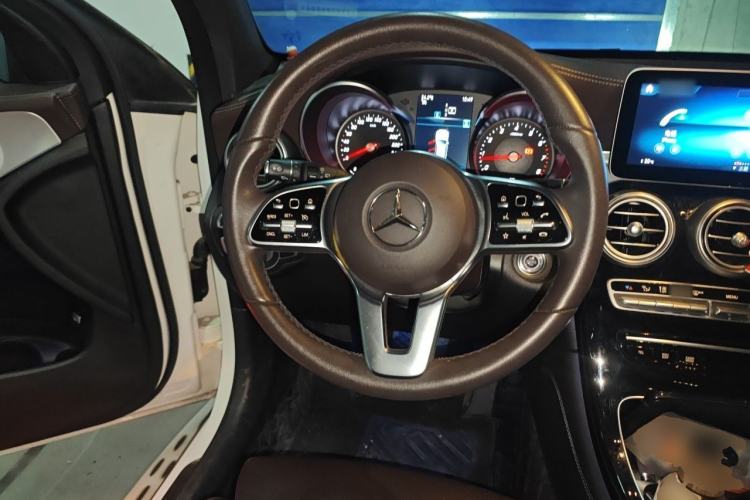 Used Mercedes-Benz GLC 2020 GLC 260 L 4MATIC Dynamic Model Steering Wheel