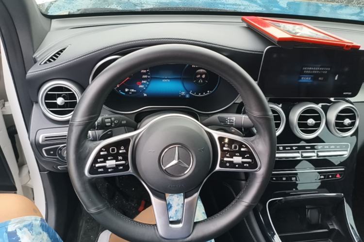 Used Mercedes-Benz GLC 2020 Facelifted GLC 260 L 4MATIC Dynamic Edition Steering Wheel