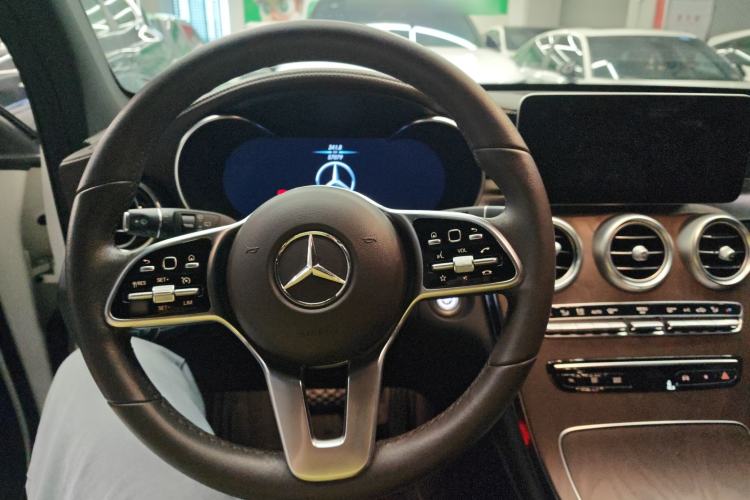 Used Mercedes-Benz GLC 2020 Facelift GLC 300 L 4MATIC Dynamic Edition Steering Wheel