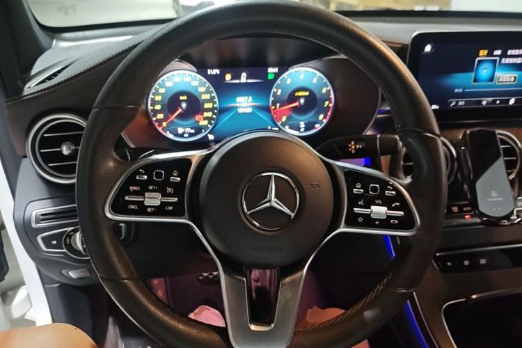 Used Mercedes-Benz GLC 2020 Facelift GLC 260 L 4MATIC Luxury Edition Steering Wheel
