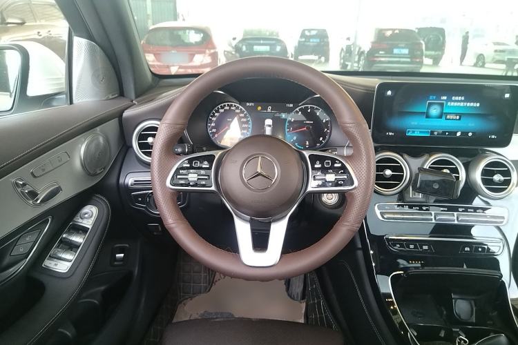 Used Mercedes-Benz GLC 2020 Facelifted GLC 260 L 4MATIC Dynamic Edition Steering Wheel